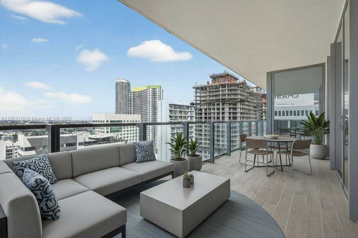 Small Image of 88 SOUTH WEST 7TH ST #2402, Miami Number 3