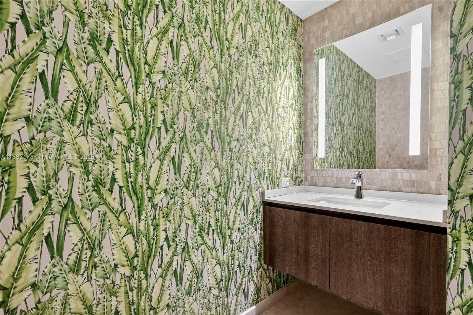 Small Image of 88 SOUTH WEST 7TH ST #2402, Miami Number 31
