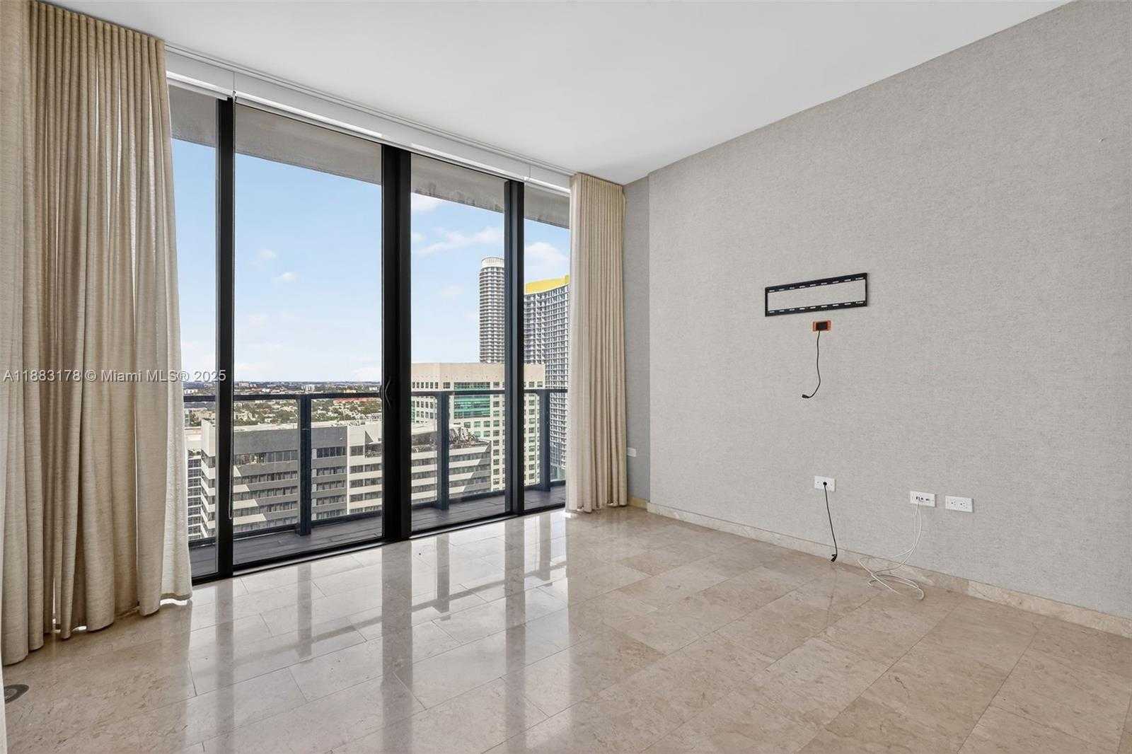 Small Image of 88 SOUTH WEST 7TH ST #2402, Miami Number 48