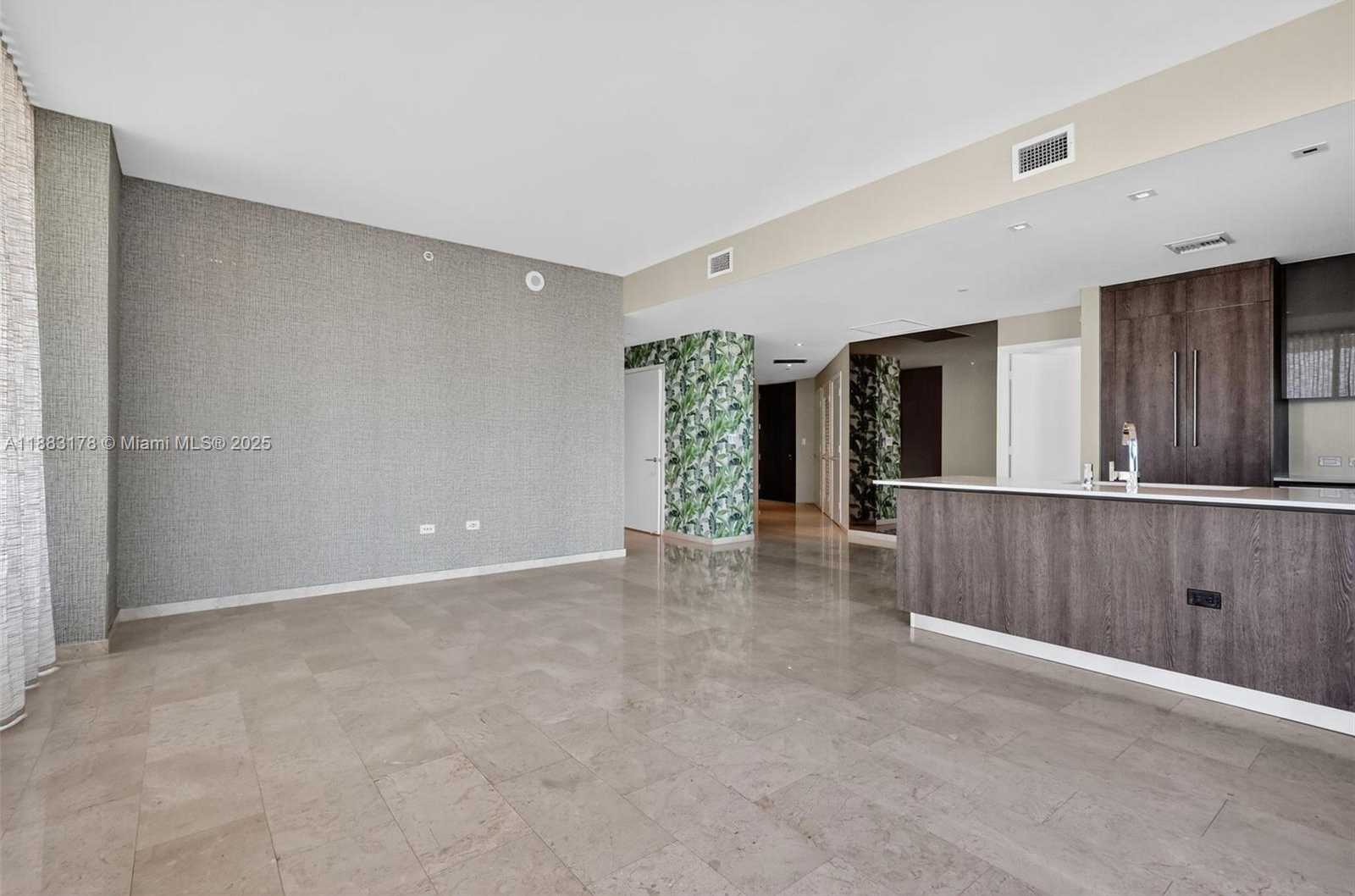Small Image of 88 SOUTH WEST 7TH ST #2402, Miami Number 9