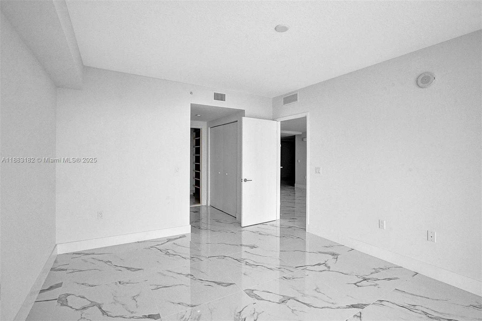 Small Image of 330 SUNNY ISLES BLVD #5-2205, Sunny Isles Beach Number 10