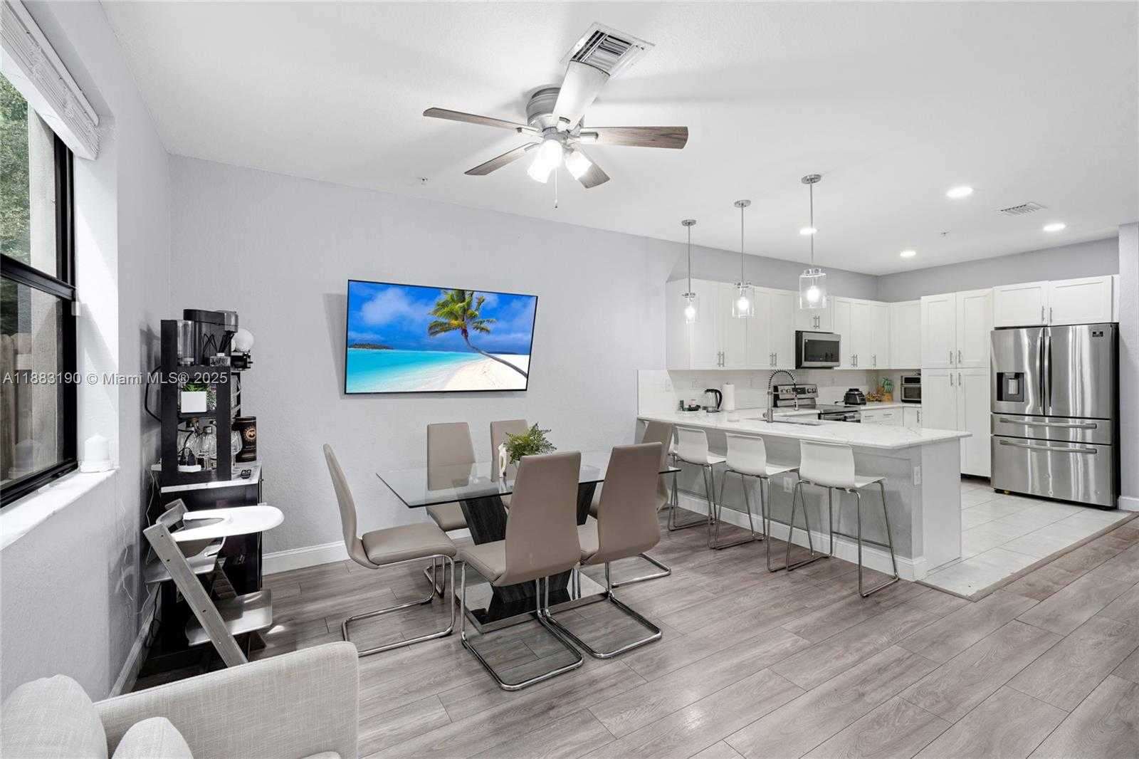 Small Image of 156 SOUTH WEST 185TH WAY, Pembroke Pines Number 10