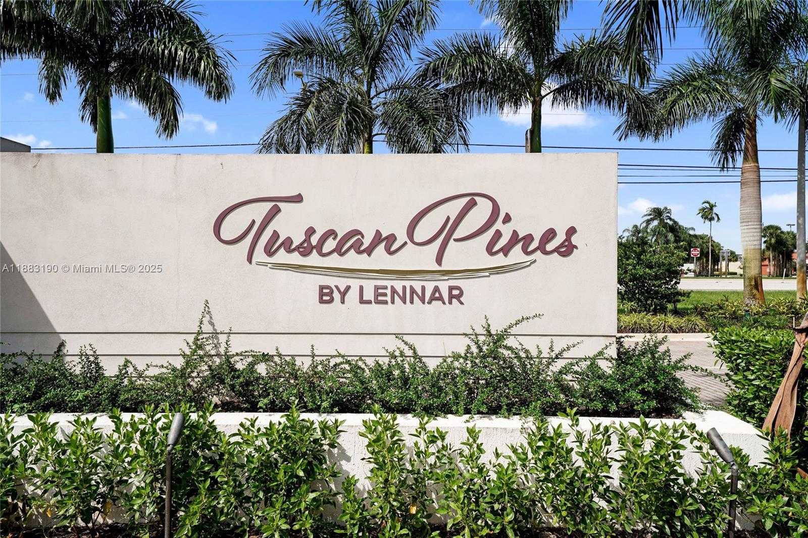 Small Image of 156 SOUTH WEST 185TH WAY, Pembroke Pines Number 2