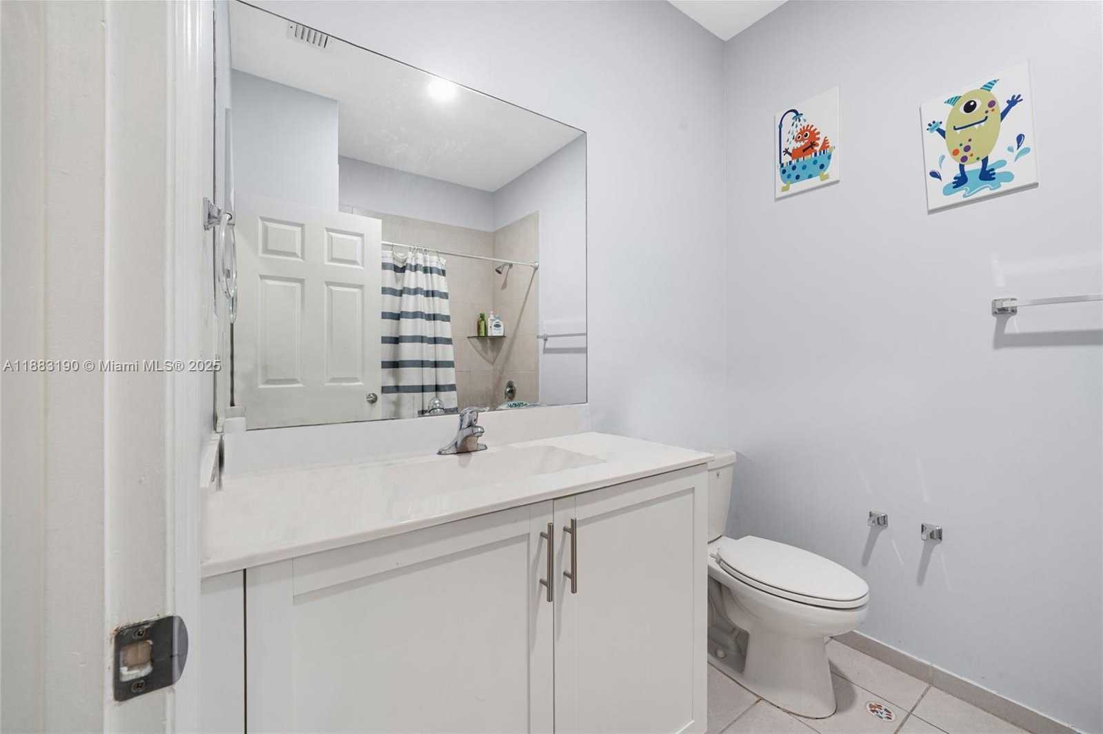Small Image of 156 SOUTH WEST 185TH WAY, Pembroke Pines Number 31