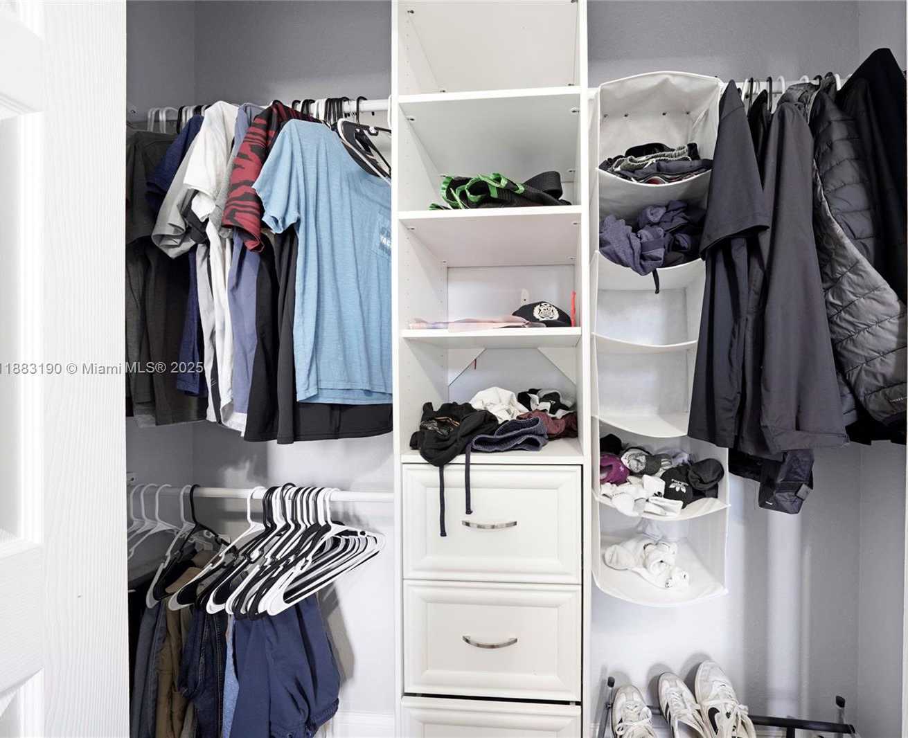 Small Image of 156 SOUTH WEST 185TH WAY, Pembroke Pines Number 33
