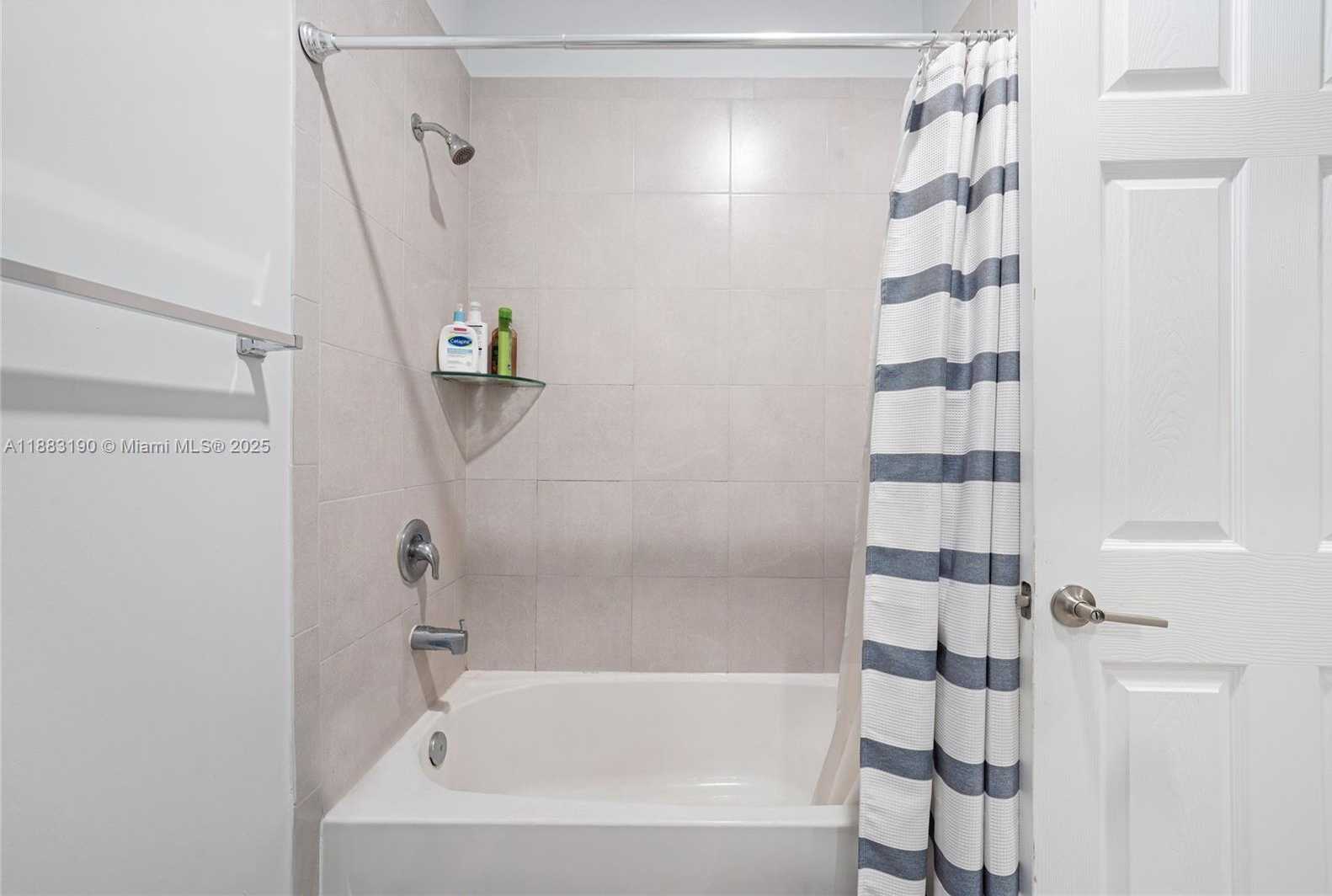 Small Image of 156 SOUTH WEST 185TH WAY, Pembroke Pines Number 34