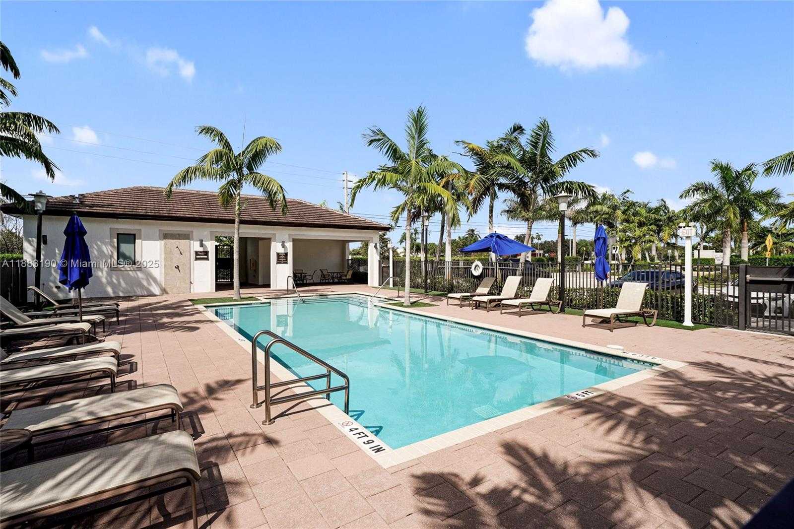 Small Image of 156 SOUTH WEST 185TH WAY, Pembroke Pines Number 39