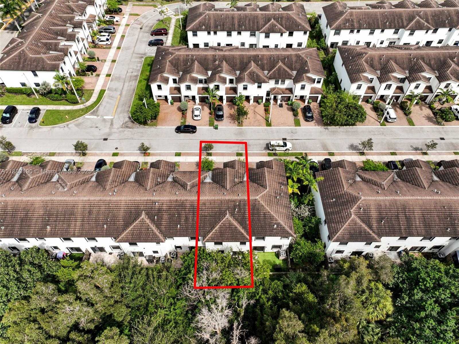 Small Image of 156 SOUTH WEST 185TH WAY, Pembroke Pines Number 46