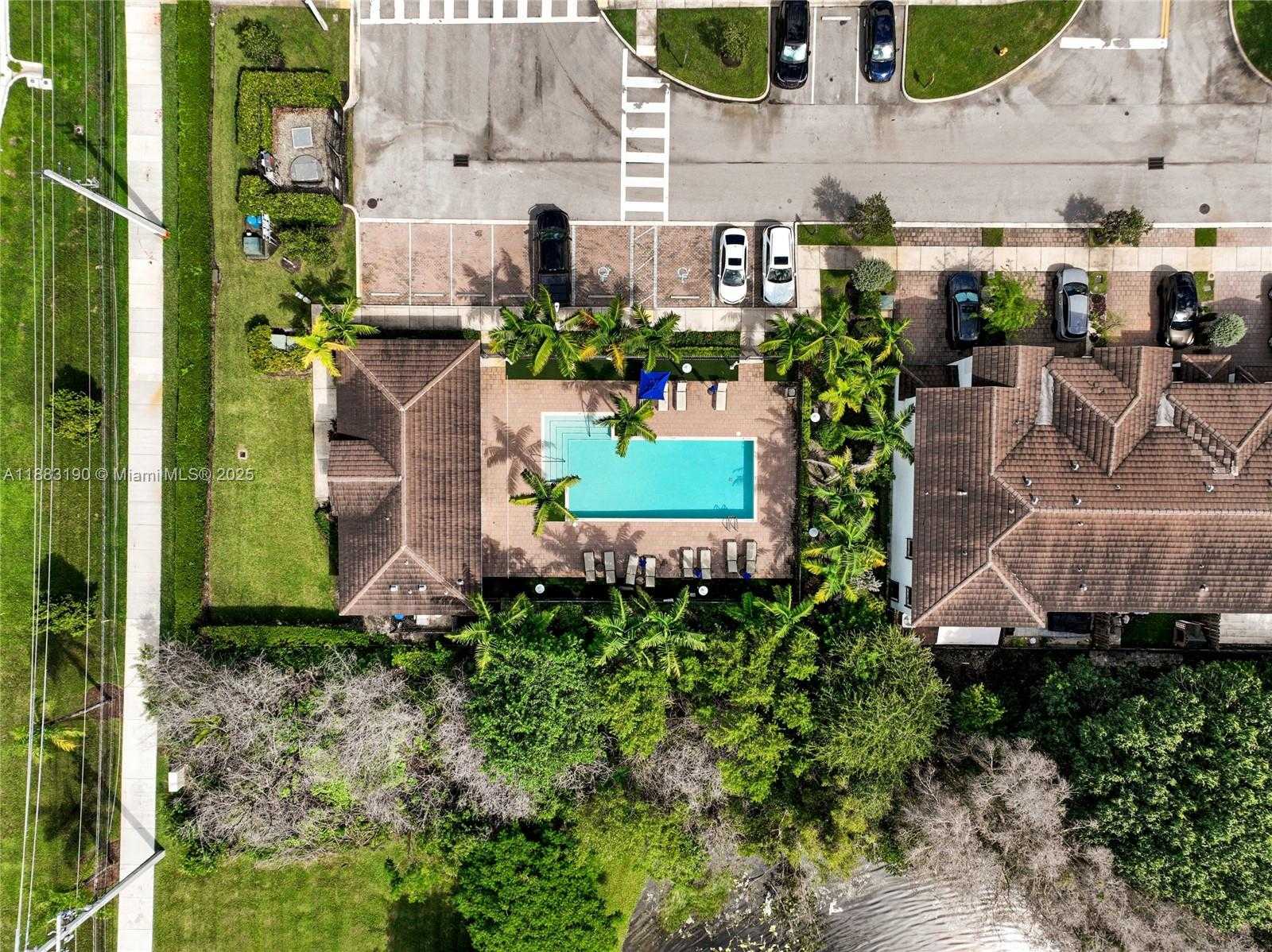 Small Image of 156 SOUTH WEST 185TH WAY, Pembroke Pines Number 49