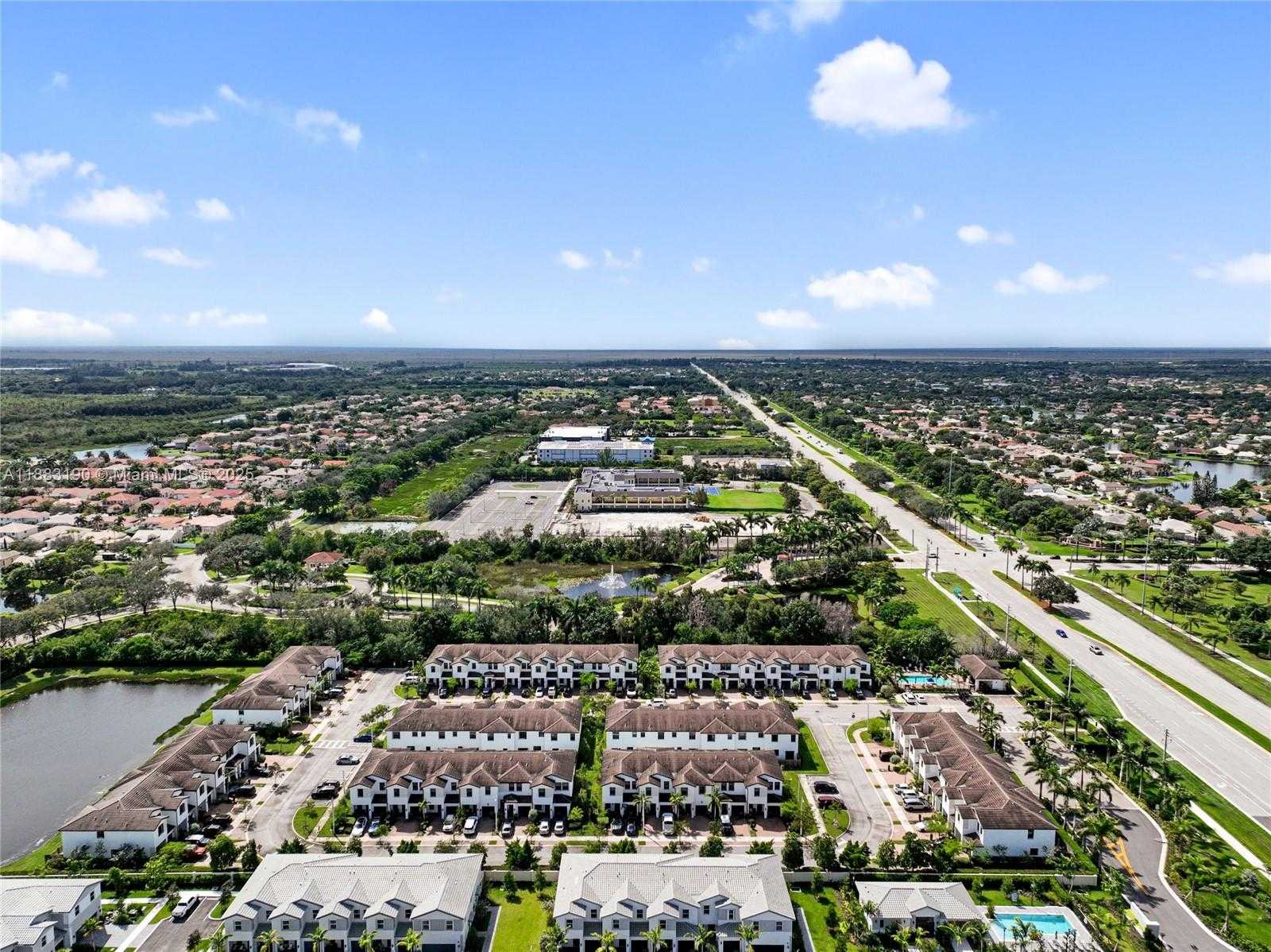 Small Image of 156 SOUTH WEST 185TH WAY, Pembroke Pines Number 52