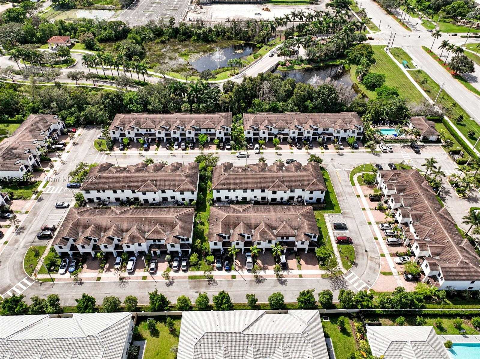 Small Image of 156 SOUTH WEST 185TH WAY, Pembroke Pines Number 54
