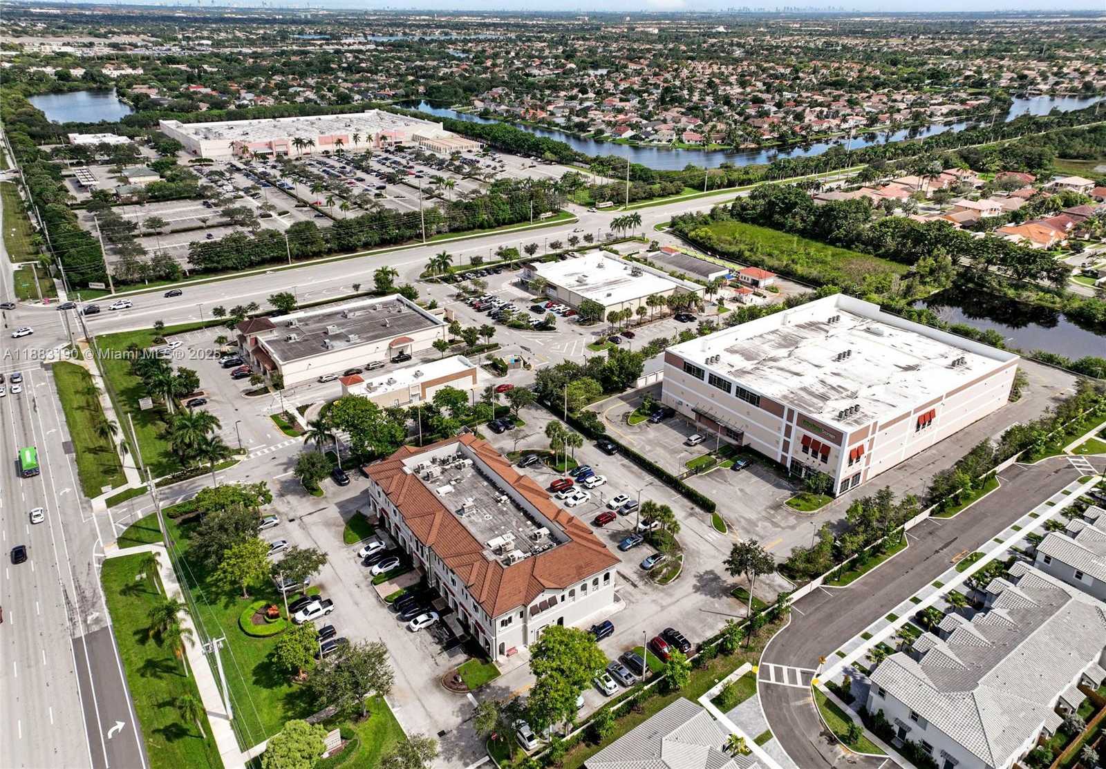 Small Image of 156 SOUTH WEST 185TH WAY, Pembroke Pines Number 62