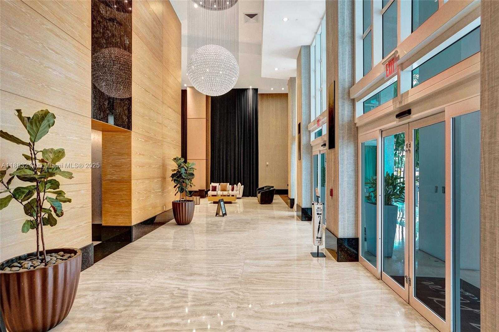 Small Image of 950 BRICKELL BAY DR #1704, Miami Number 3