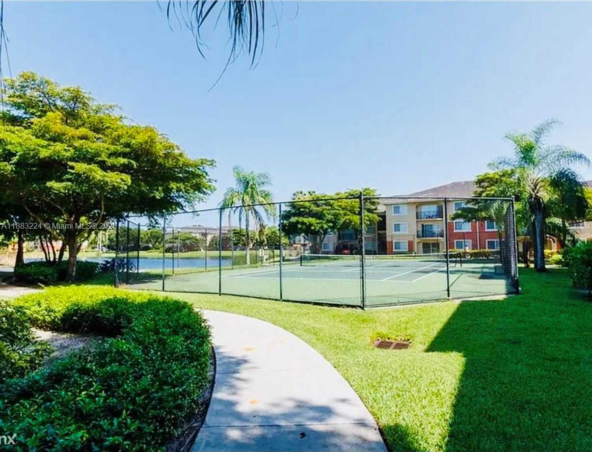 Small Image of 4183 NORTH HAVERHILL RD #703, West Palm Beach Number 11