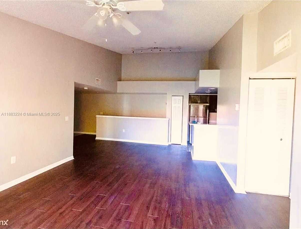 Small Image of 4183 NORTH HAVERHILL RD #703, West Palm Beach Number 9