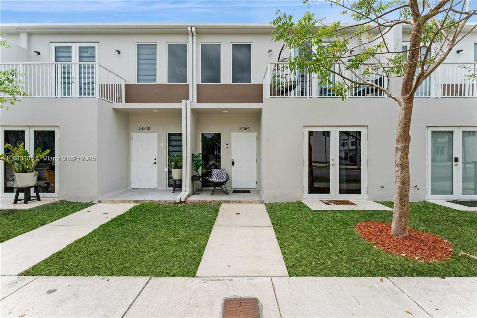Small Image of 14366 SOUTH WEST 258TH LN, Homestead Number 2