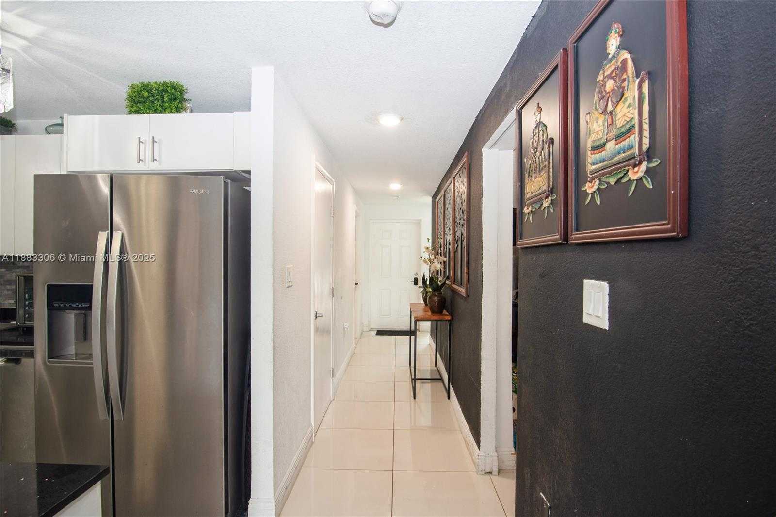 Small Image of 14366 SOUTH WEST 258TH LN, Homestead Number 5