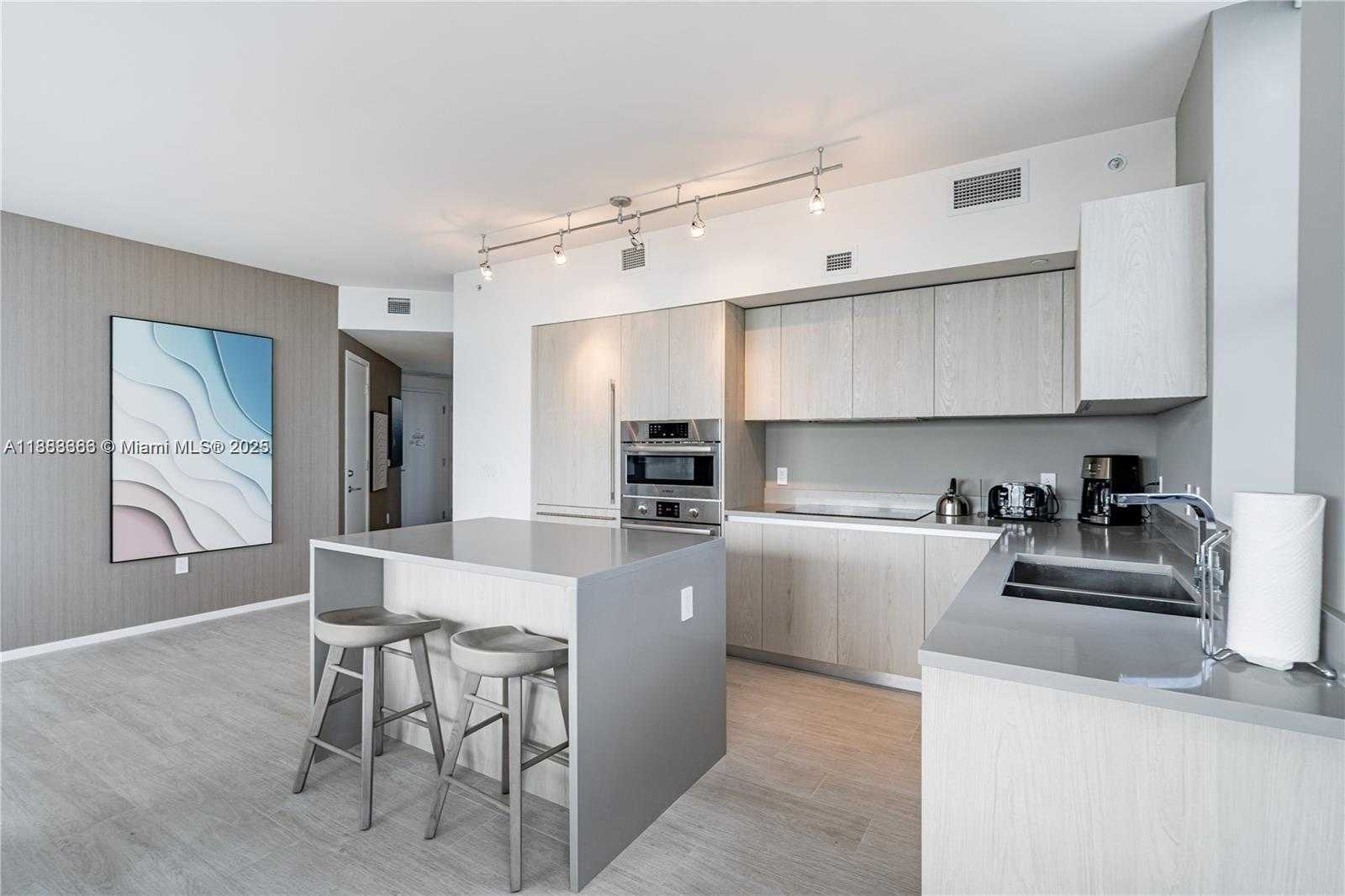 Small Image of 4010 SOUTH OCEAN DR #T4109, Hollywood Number 6