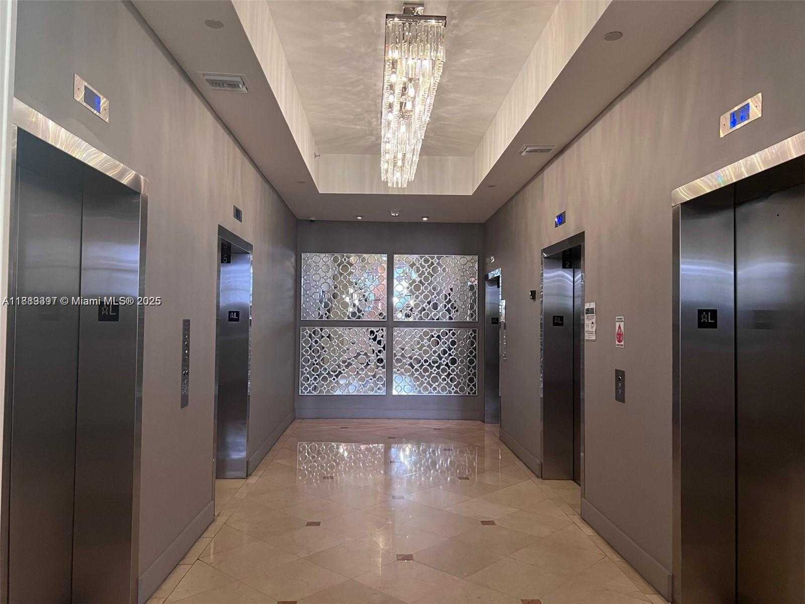 Small Image of 100 LINCOLN RD #1410, Miami Beach Number 8