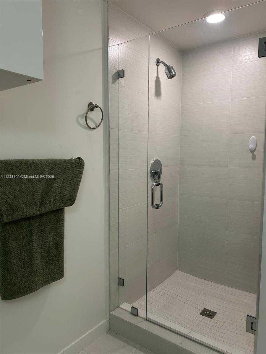 Small Image of 7825 NORTH WEST 107TH AVE #309, Doral Number 11