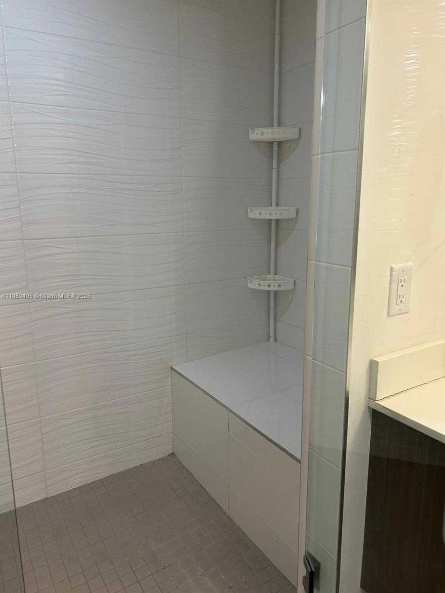 Small Image of 7825 NORTH WEST 107TH AVE #309, Doral Number 18