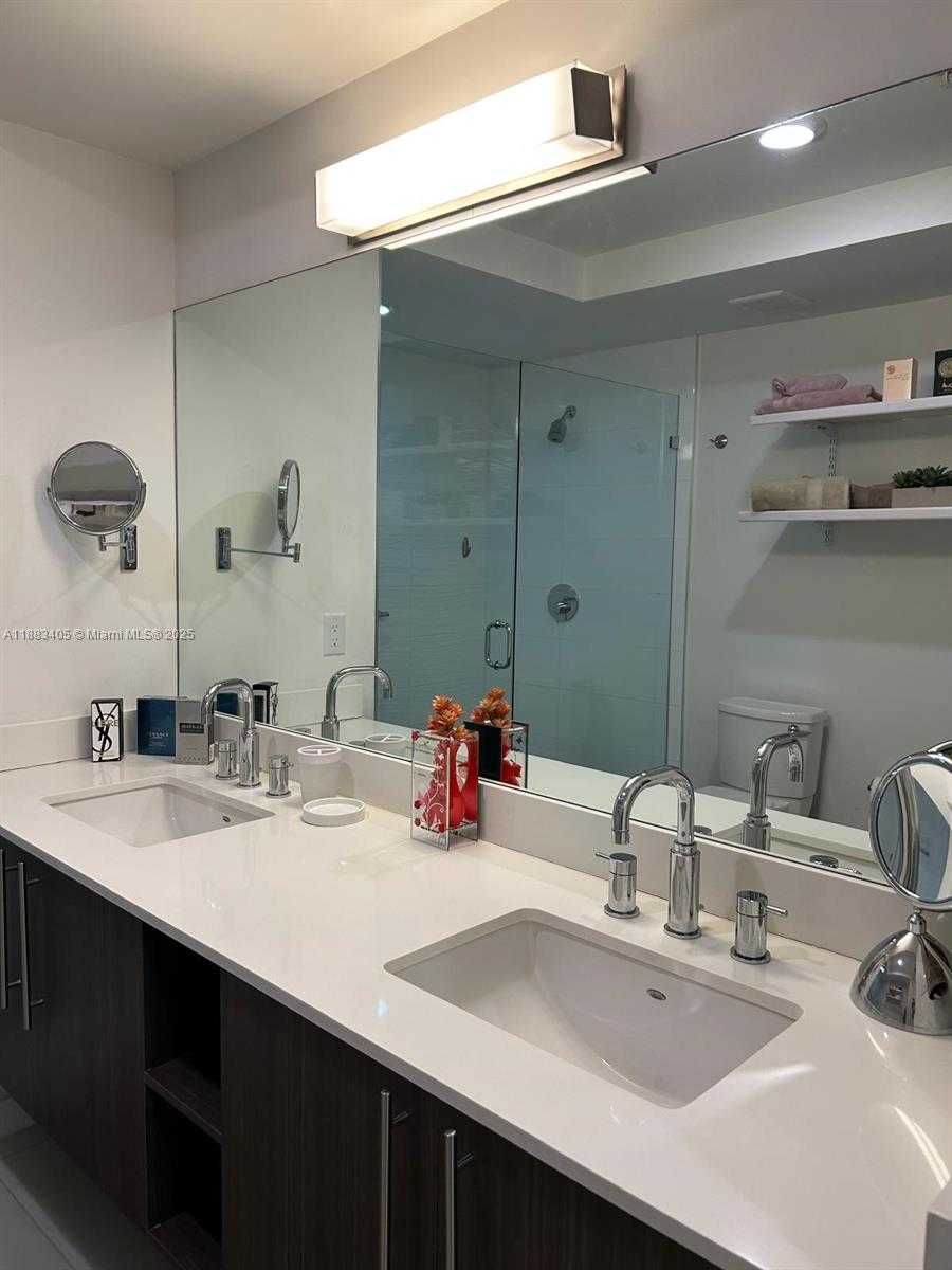 Small Image of 7825 NORTH WEST 107TH AVE #309, Doral Number 21
