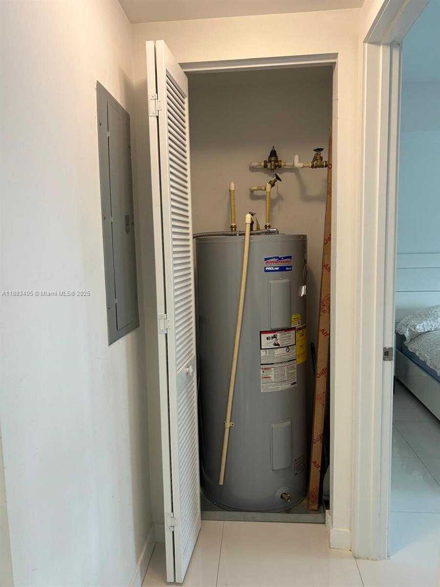 Small Image of 7825 NORTH WEST 107TH AVE #309, Doral Number 28