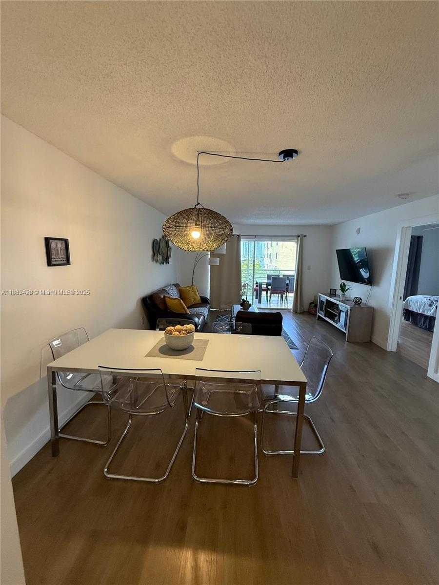 Small Image of 17801 NORTH BAY RD #505, Sunny Isles Beach Number 9