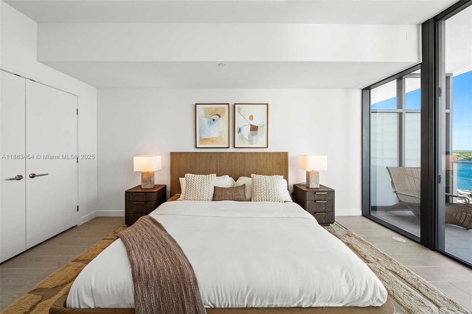 Small Image of 500 ALTON RD #1904, Miami Beach Number 12