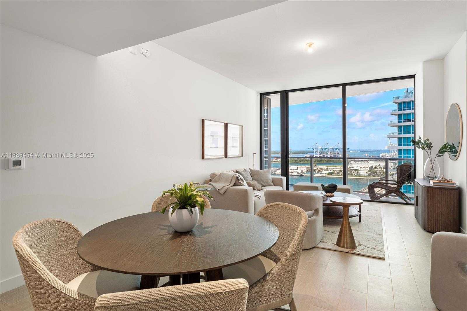 Small Image of 500 ALTON RD #1904, Miami Beach Number 26