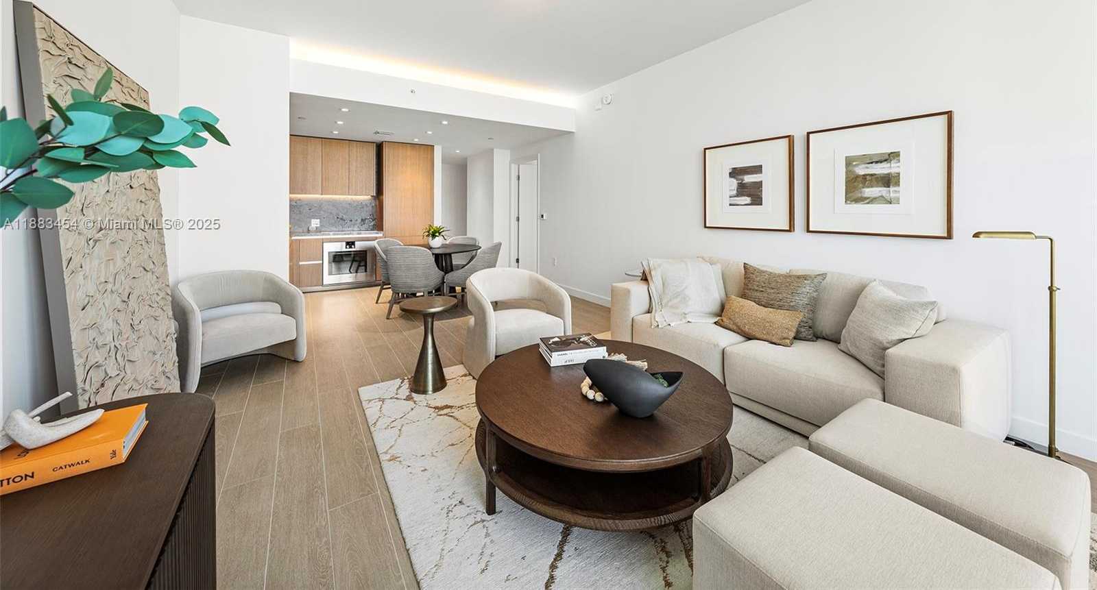 Small Image of 500 ALTON RD #1904, Miami Beach Number 5