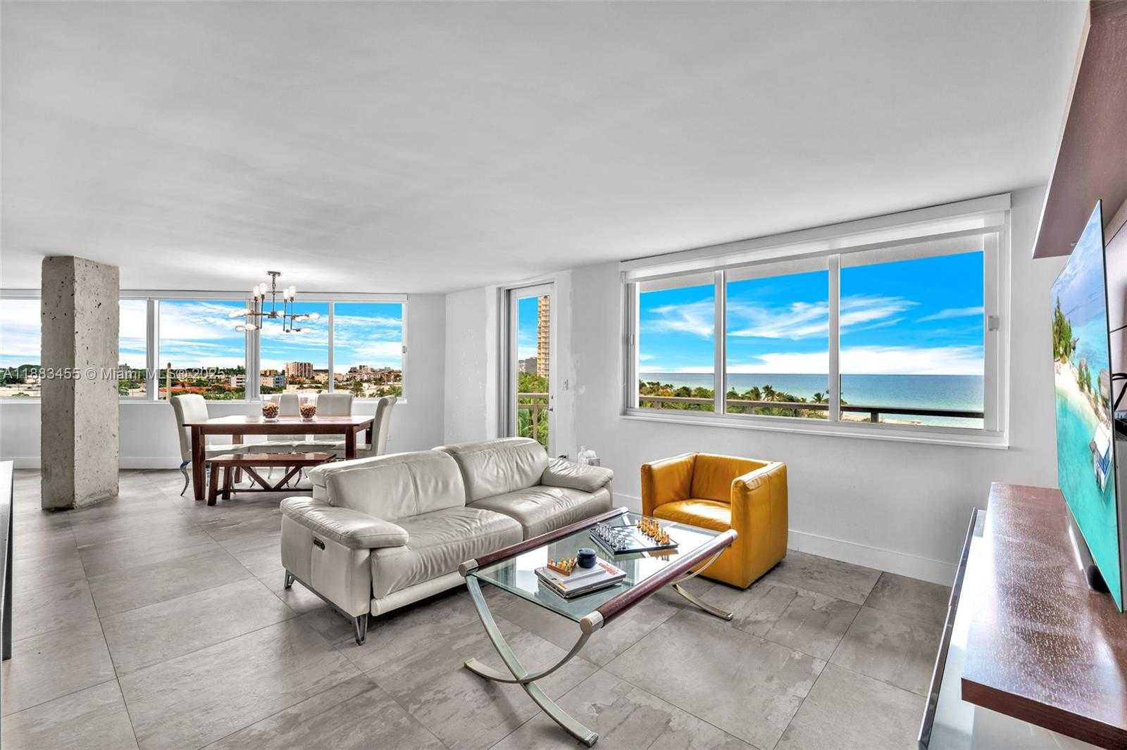Small Image of 7135 COLLINS AVE #736, Miami Beach Number 4
