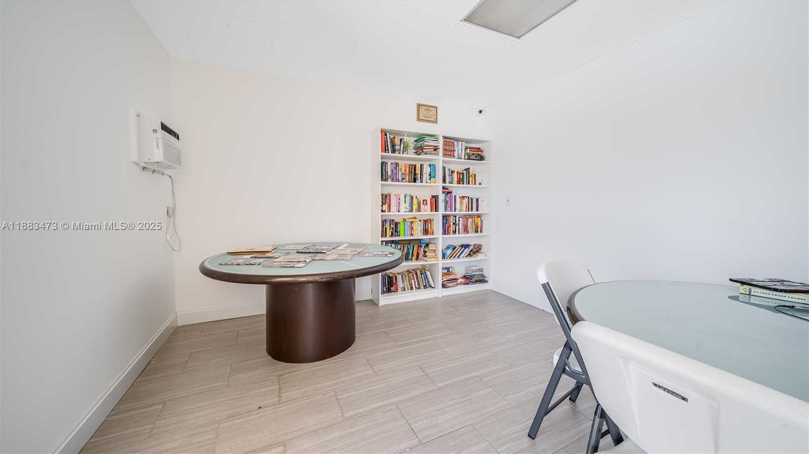 Small Image of 1825 SOUTH OCEAN DR #504, Hallandale Beach Number 18