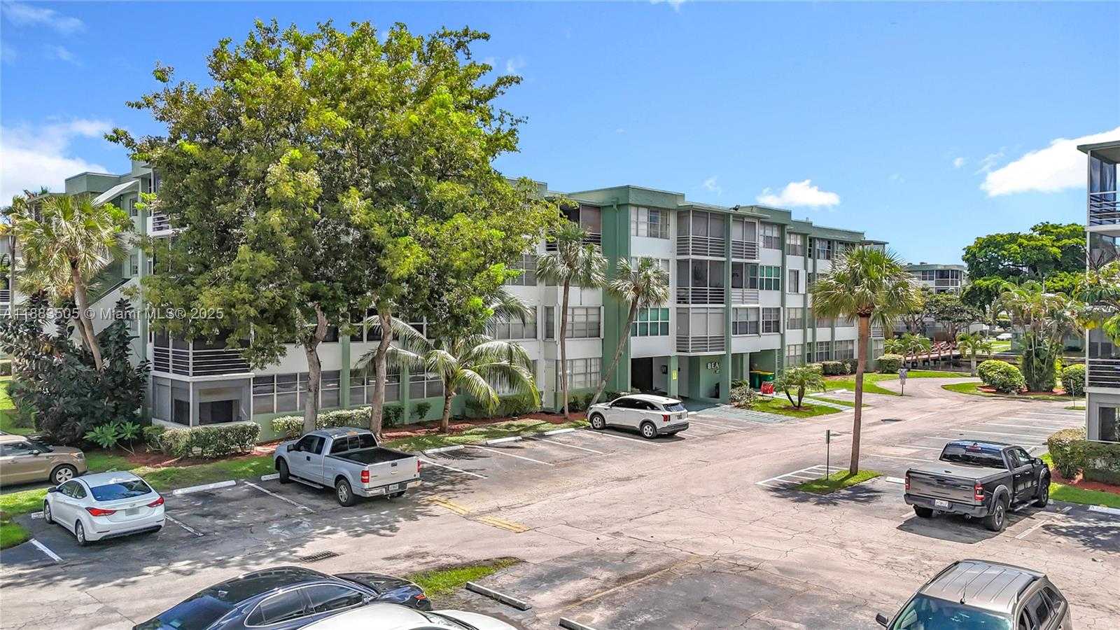 Small Image of 2751 TAFT ST #304, Hollywood Number 37