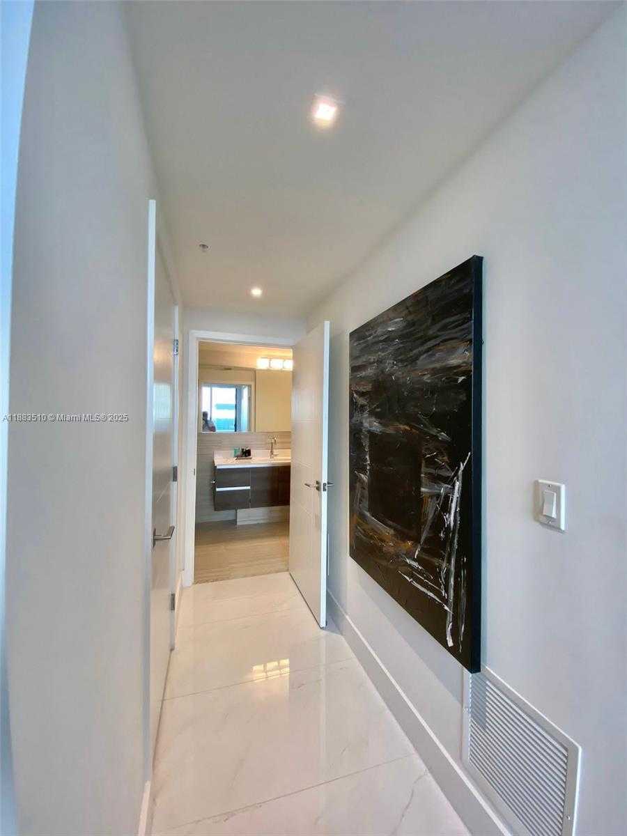Small Image of 301 ALTARA AVE #701, Coral Gables Number 24