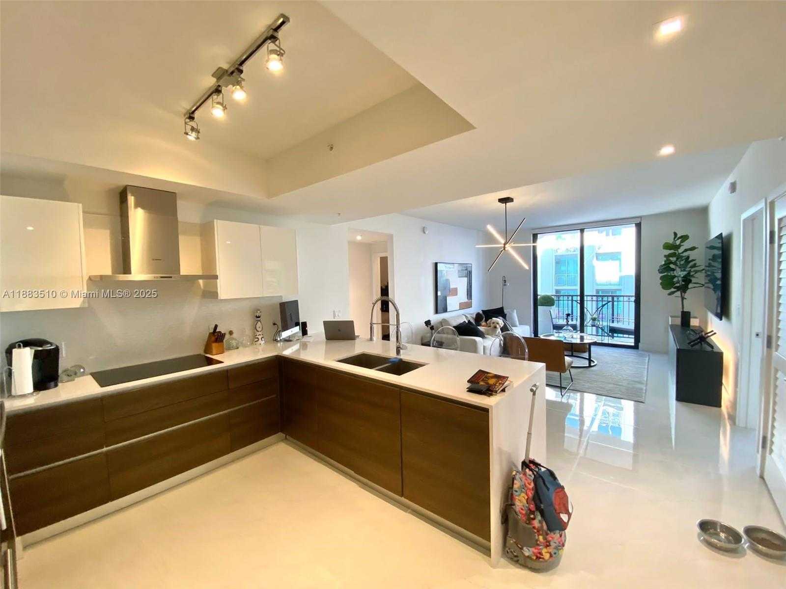 Small Image of 301 ALTARA AVE #701, Coral Gables Number 31