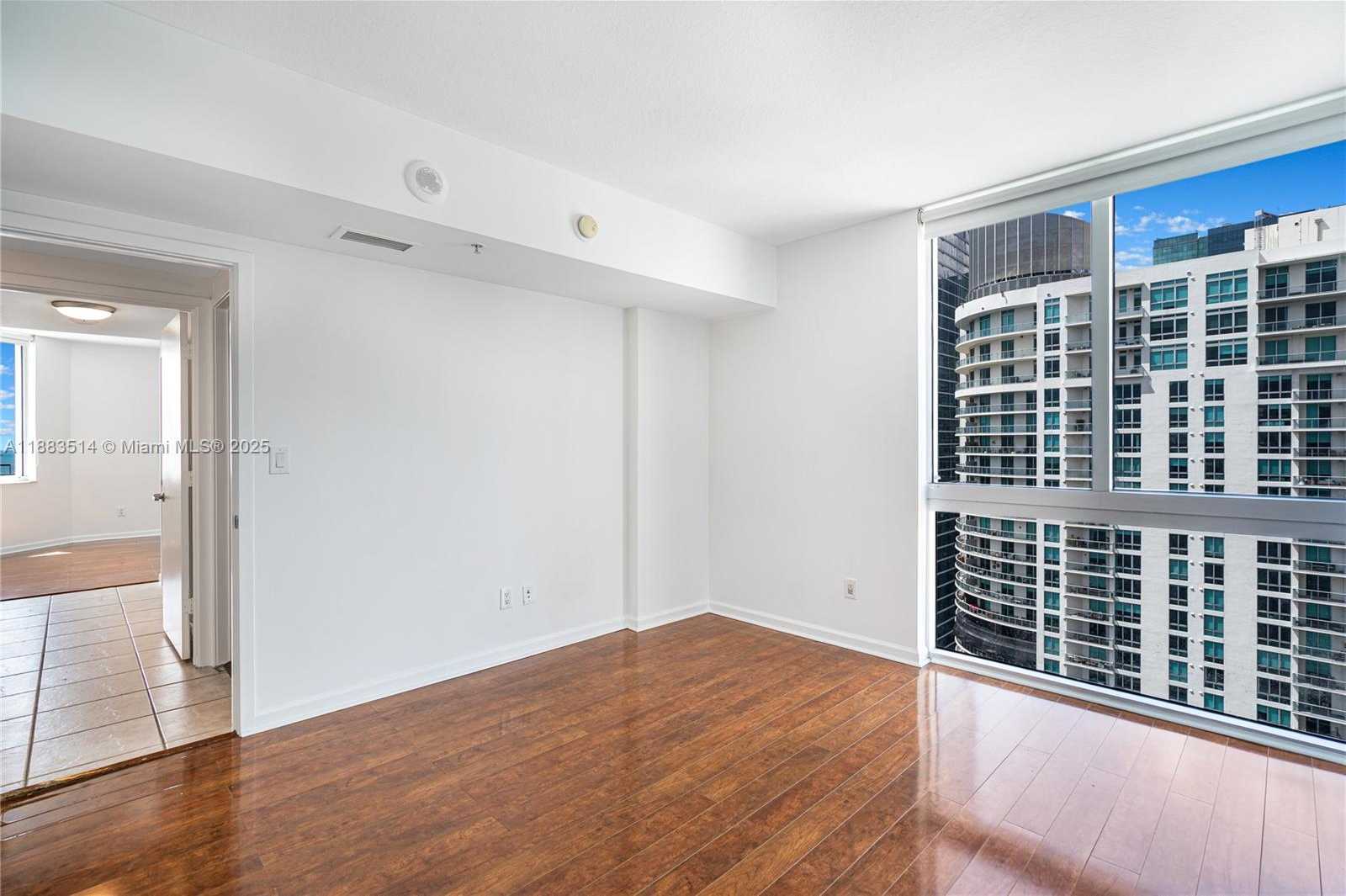 Small Image of 325 SOUTH BISCAYNE BLVD #4115, Miami Number 10