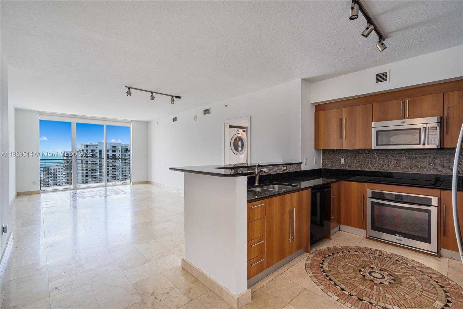 Small Image of 325 SOUTH BISCAYNE BLVD #4115, Miami Number 14