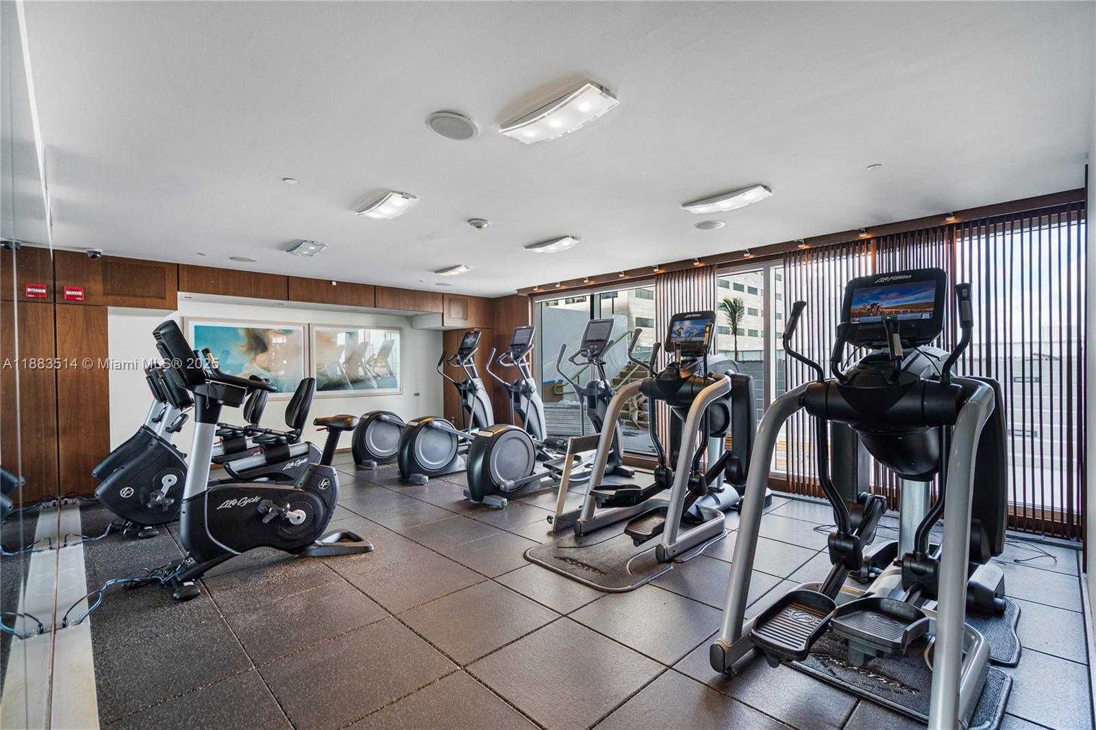 Small Image of 325 SOUTH BISCAYNE BLVD #4115, Miami Number 26