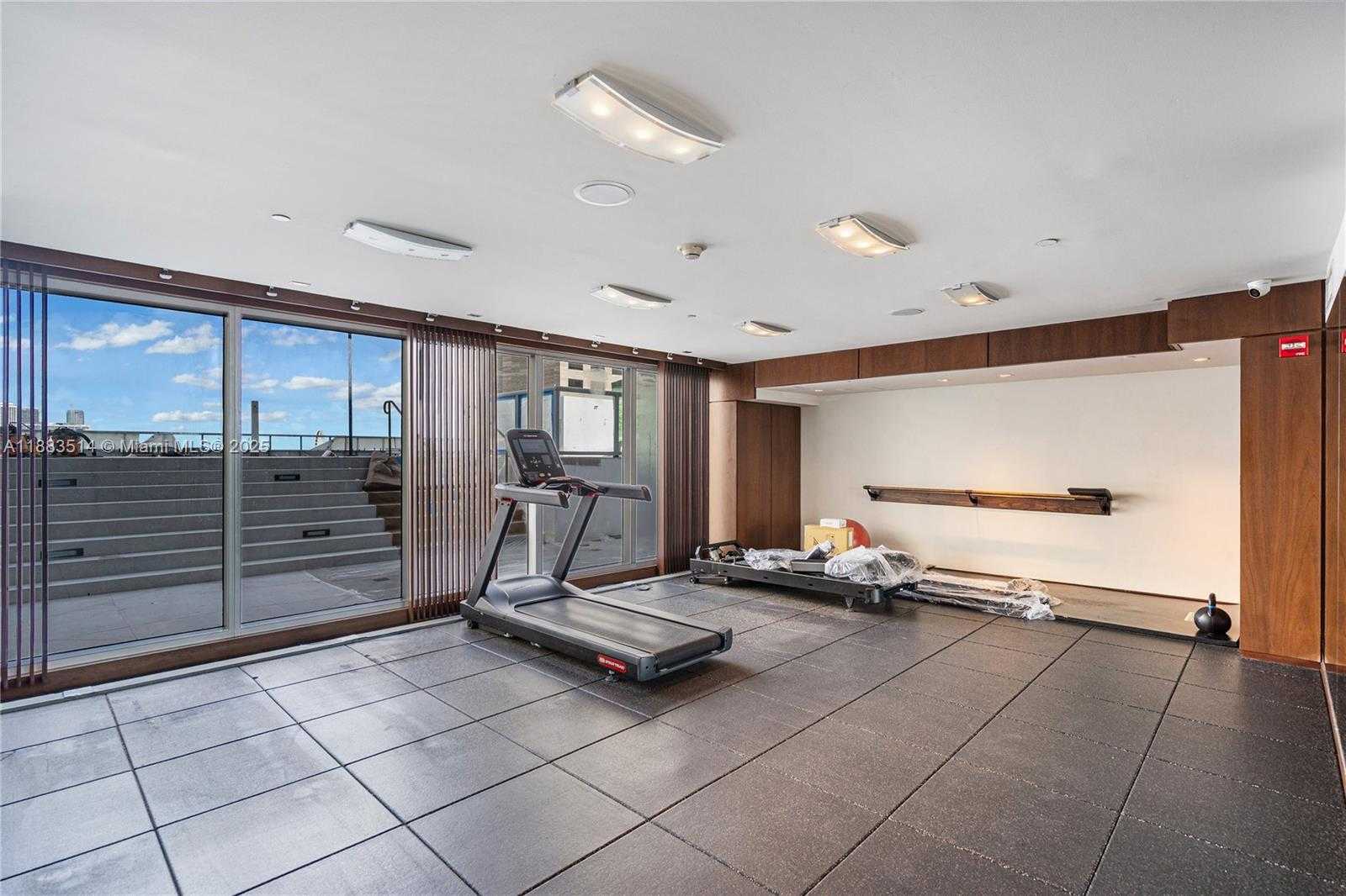 Small Image of 325 SOUTH BISCAYNE BLVD #4115, Miami Number 27