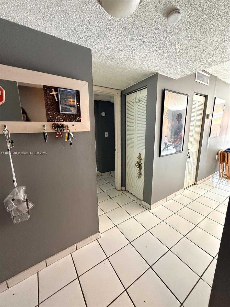 Small Image of 440 EAST 23RD ST #1316, Hialeah Number 10