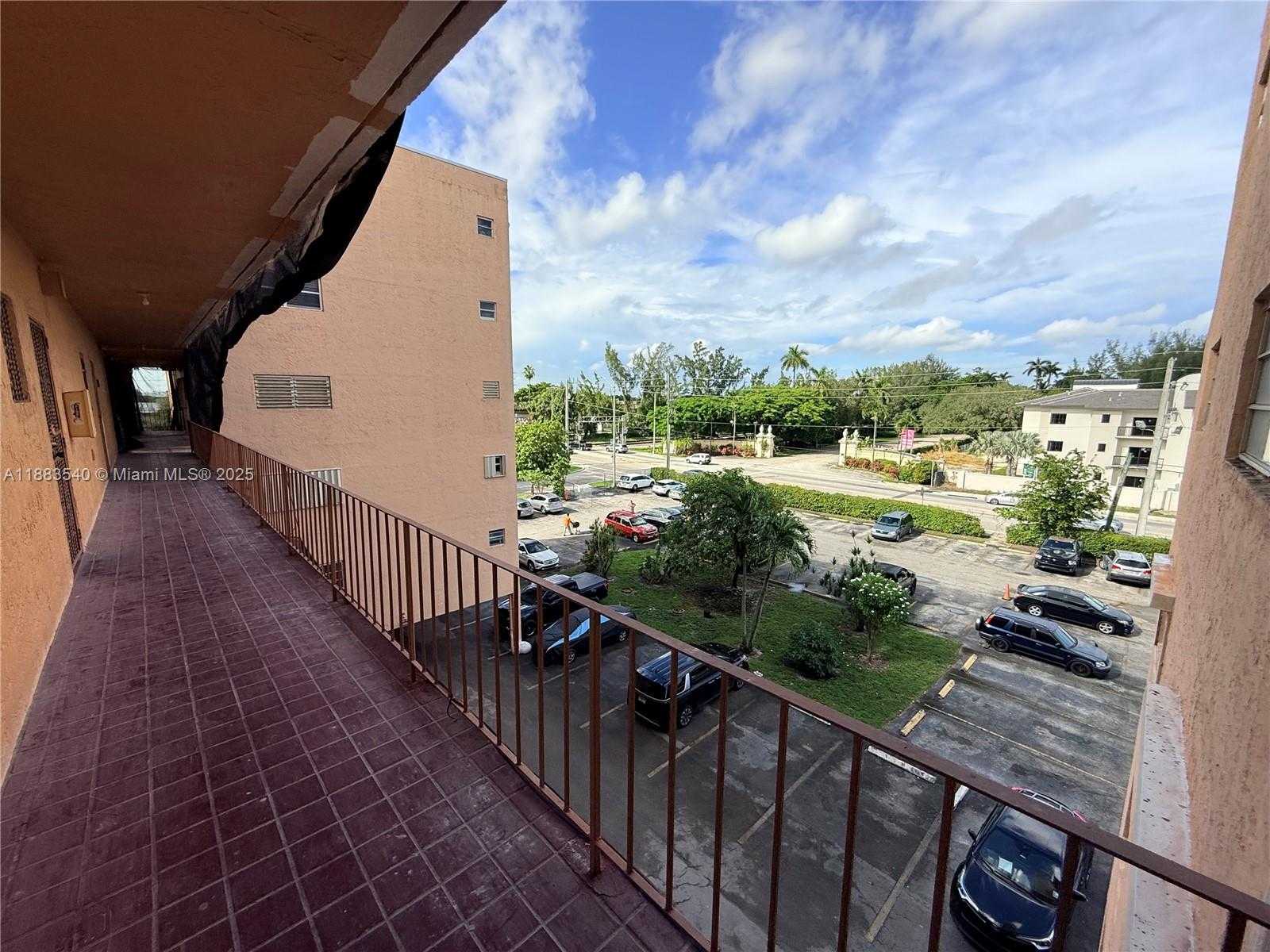 Small Image of 440 EAST 23RD ST #1316, Hialeah Number 20