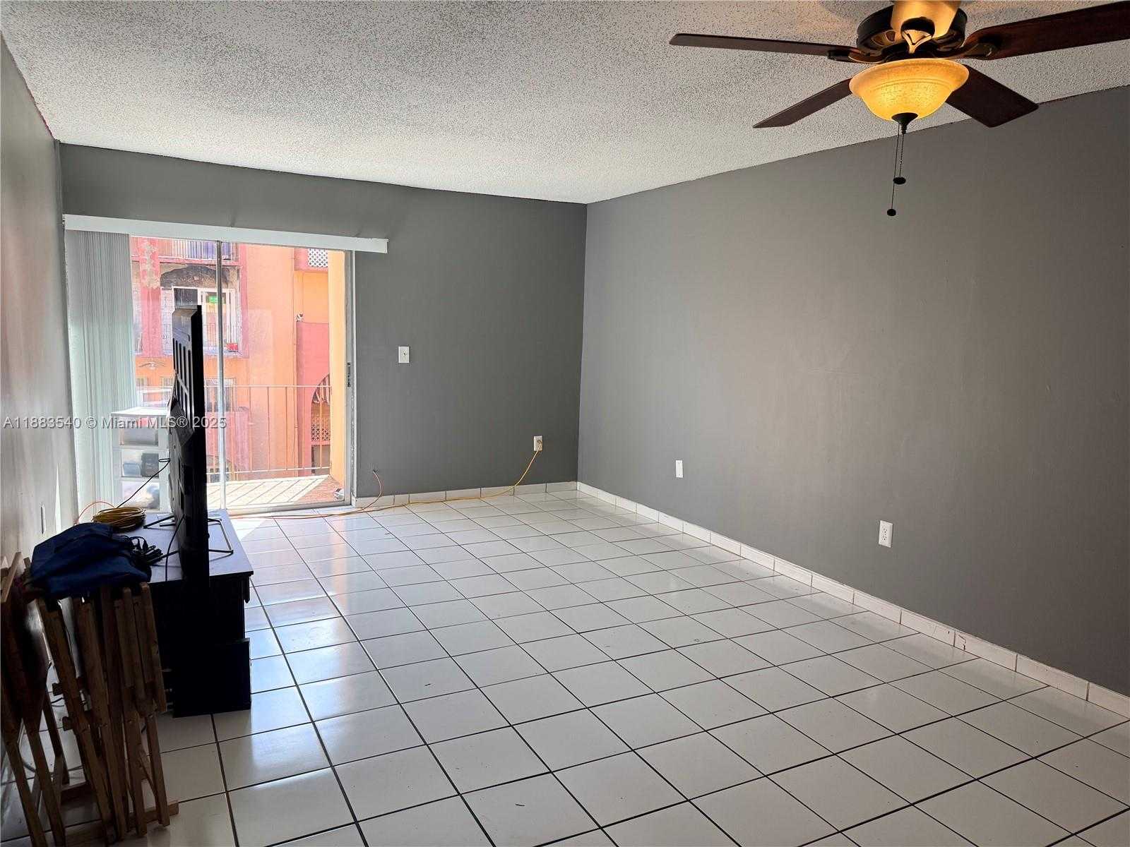 Small Image of 440 EAST 23RD ST #1316, Hialeah Number 4