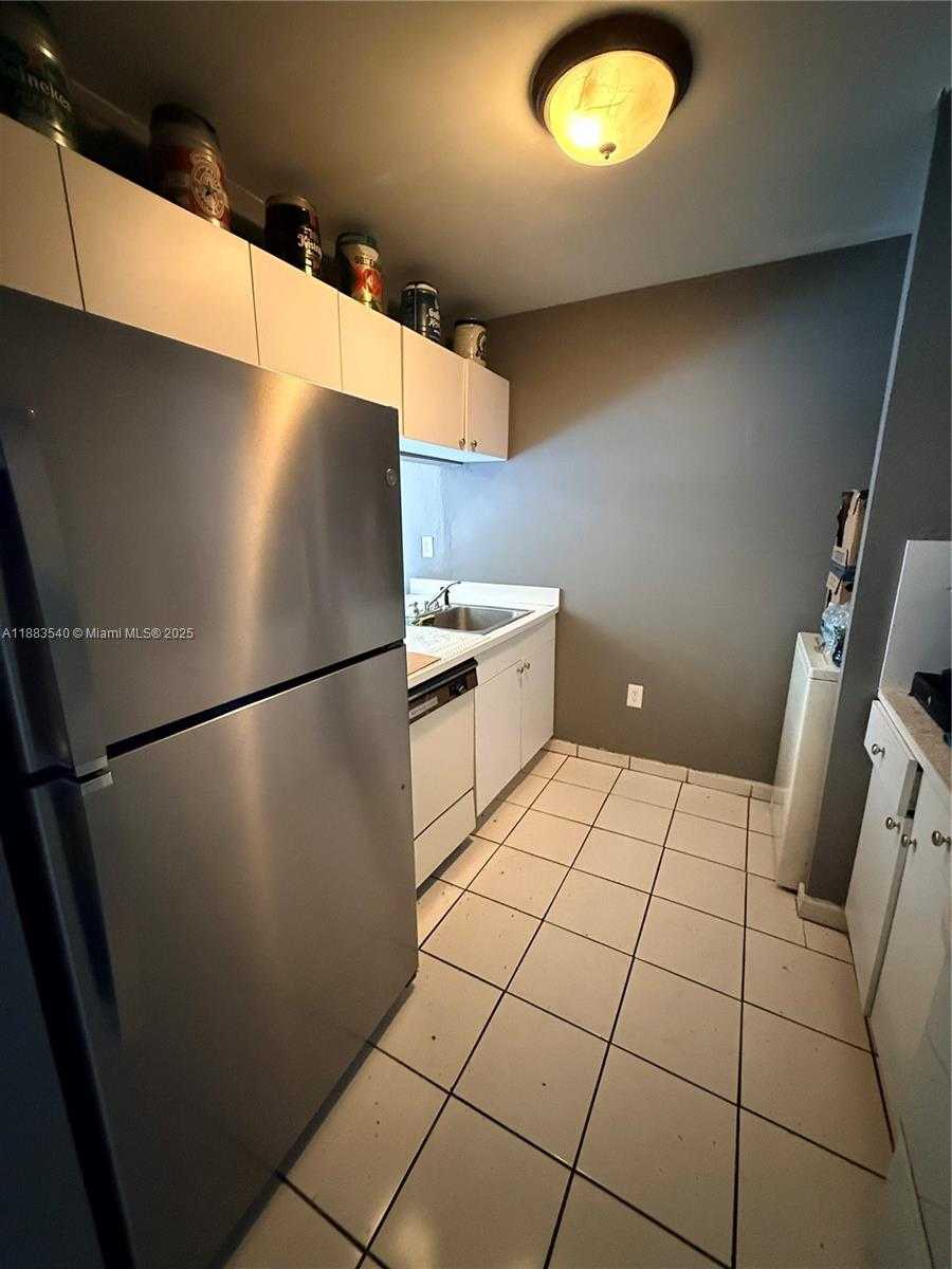 Small Image of 440 EAST 23RD ST #1316, Hialeah Number 8