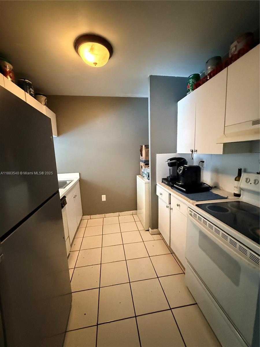Small Image of 440 EAST 23RD ST #1316, Hialeah Number 9