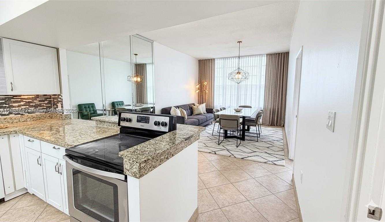 Small Image of 1351 NORTH EAST MIAMI GARDENS DR #1701E, Miami Number 2