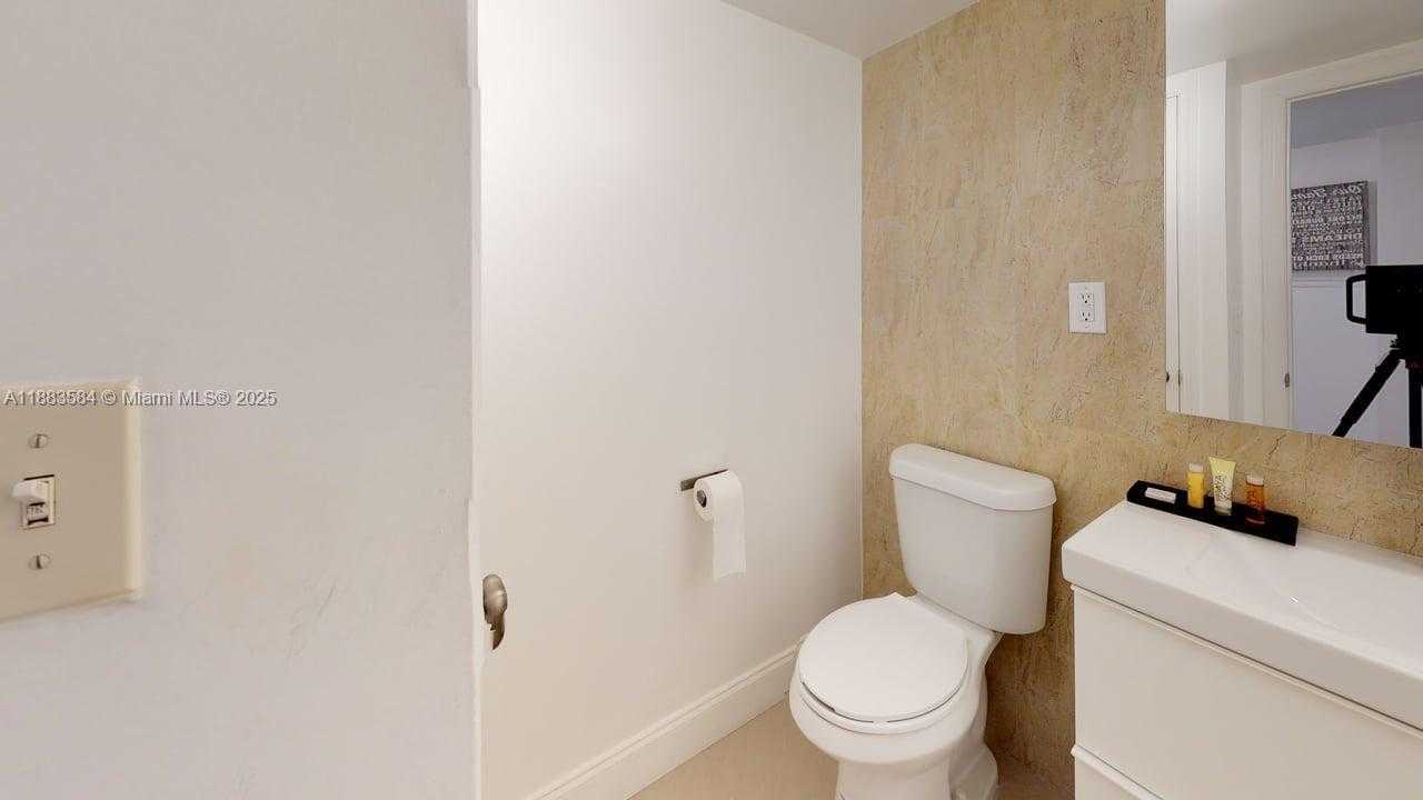 Small Image of 19370 COLLINS AVE #620, Sunny Isles Beach Number 32