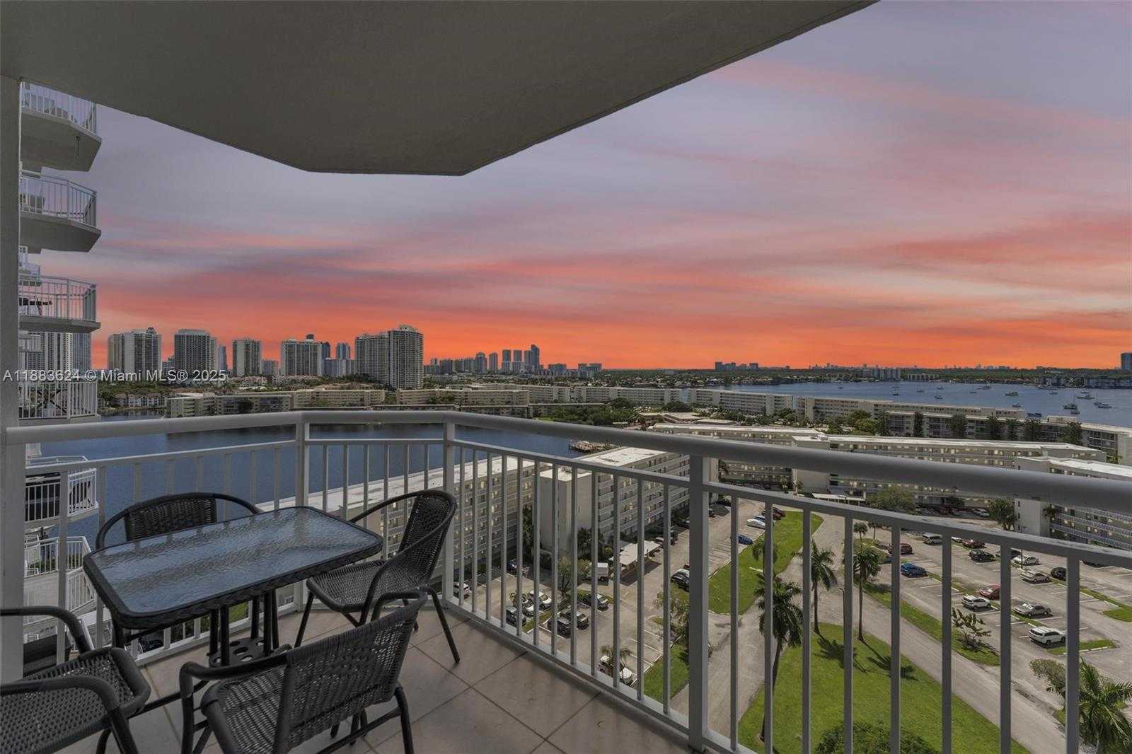 Small Image of 18021 BISCAYNE BLVD #1503, Aventura Number 4
