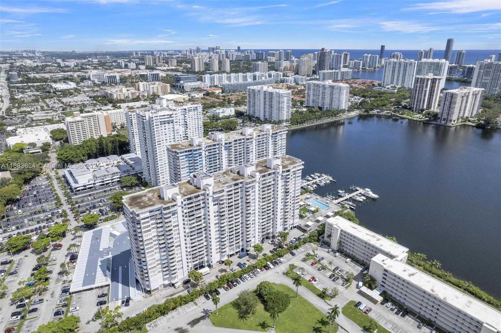 Small Image of 18021 BISCAYNE BLVD #1503, Aventura Number 40
