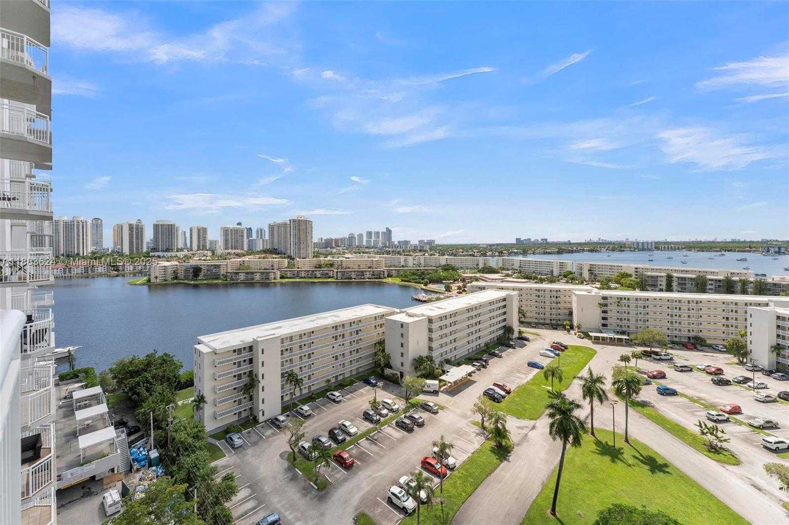 Small Image of 18021 BISCAYNE BLVD #1503, Aventura Number 5